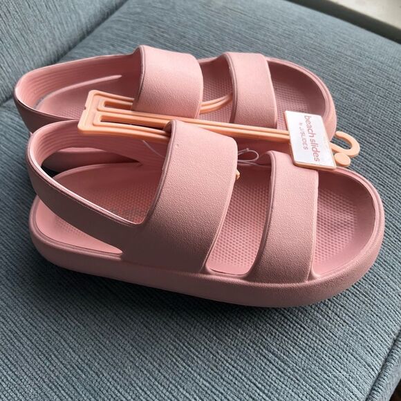 J Slides Beach Slides - Picture 5 of 7